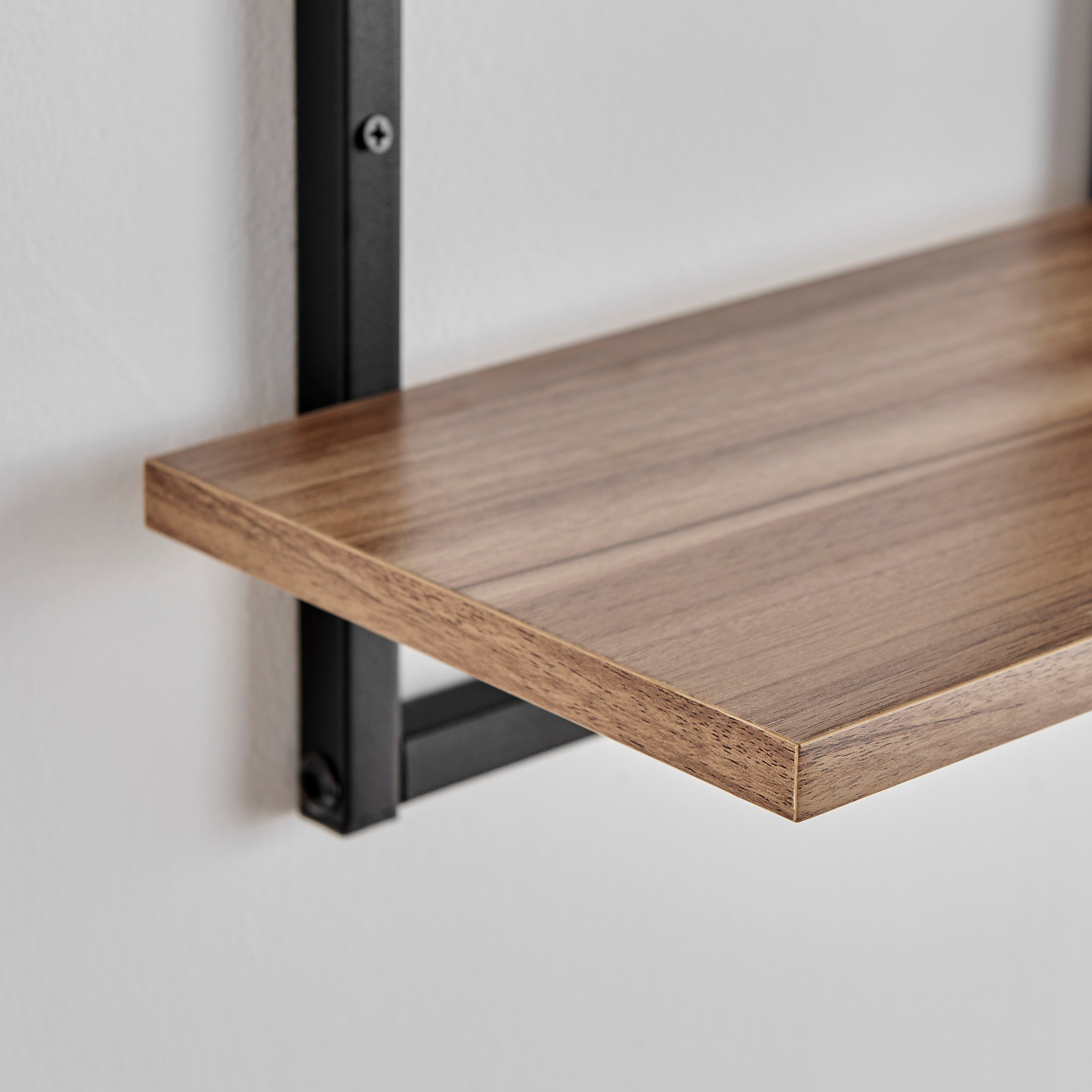 Black/Light Walnut